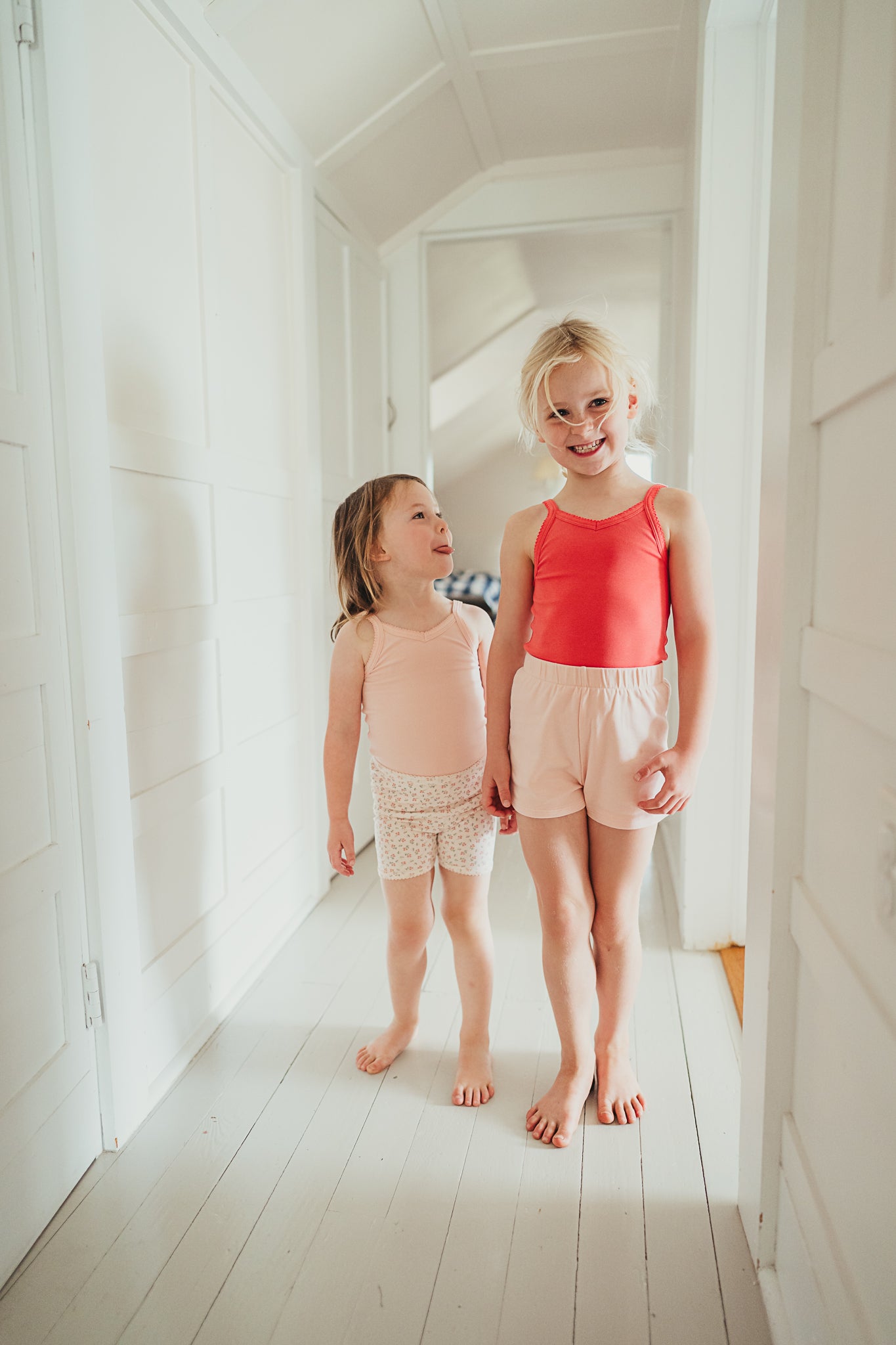 Cartwheel Shorts in Dancing Petals
