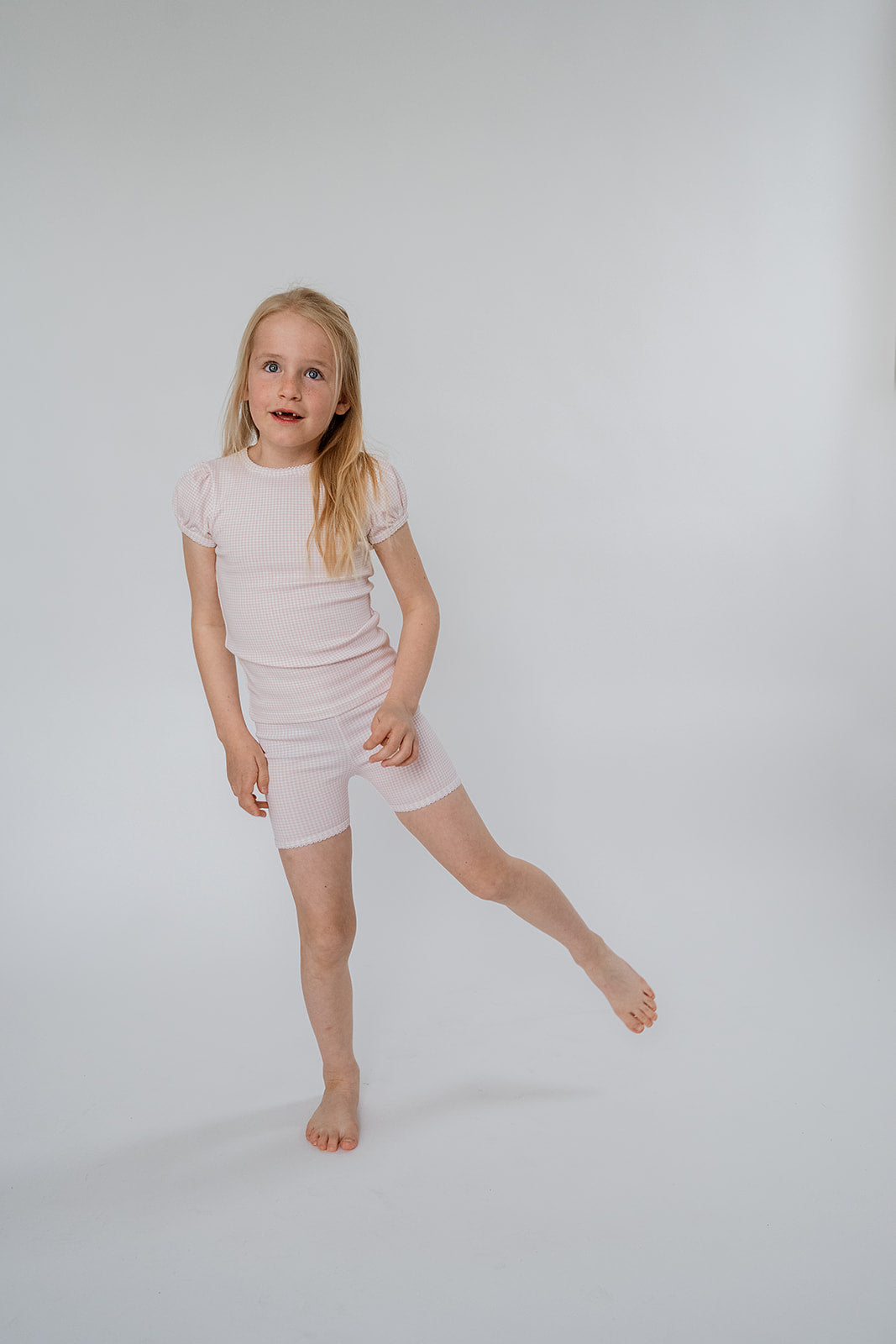 Cartwheel Shorts | Strawberry Cream Gingham