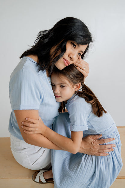 Women's V-Neck Tee | Cornflower Blue Pointelle